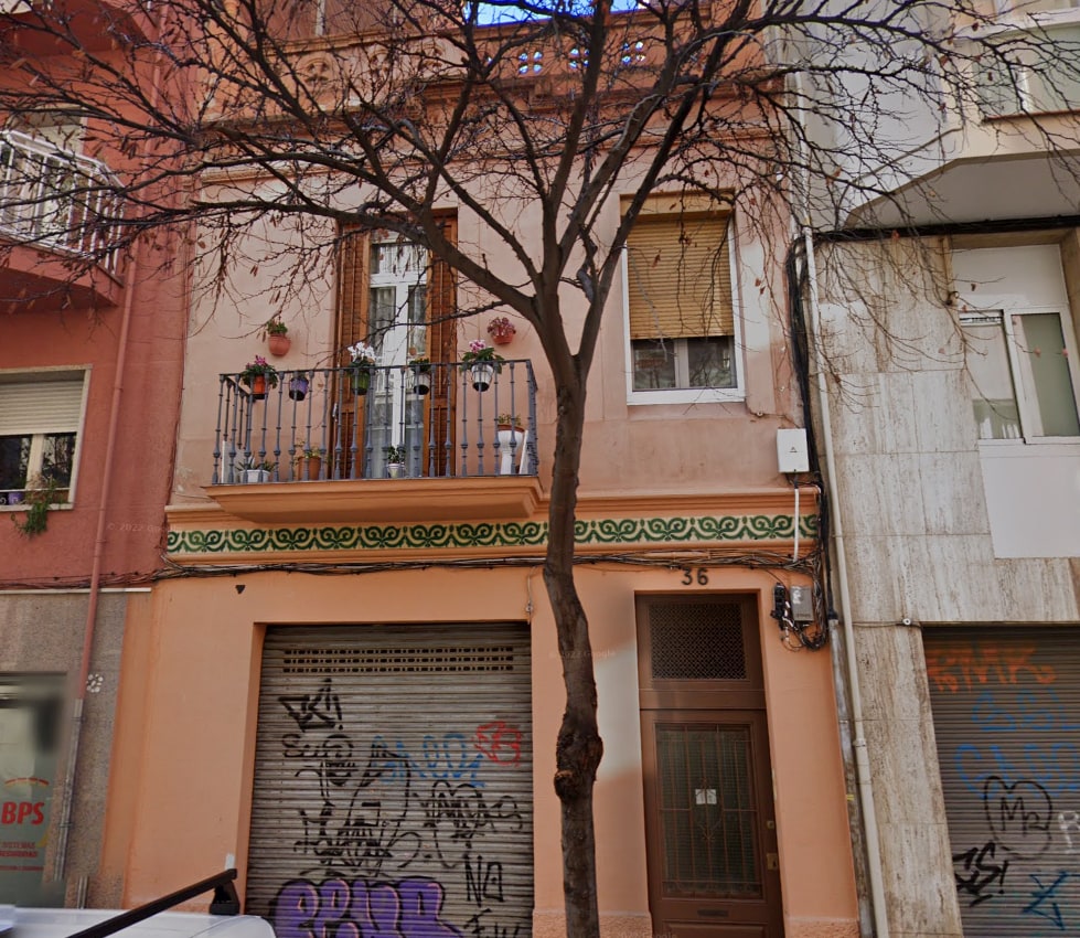 Carrer del Comte de Güell, 36, Barcelona, Barcelona for sale Building Photo- Image 1 of 14