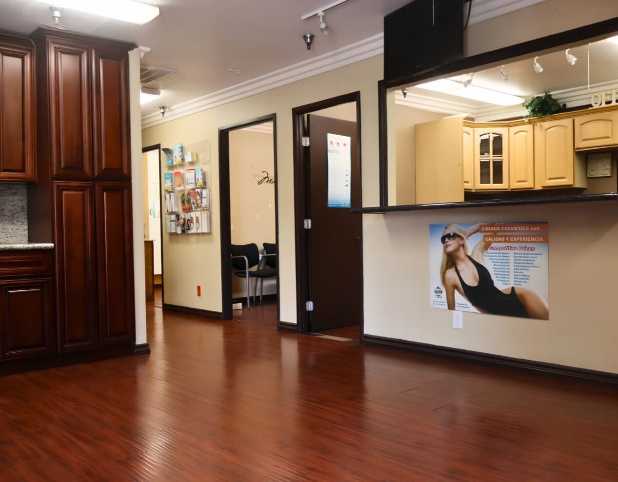 1617 E 1st St, Santa Ana, CA for lease Lobby- Image 1 of 2