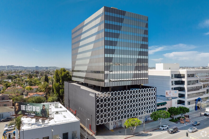 6200 Wilshire Blvd, Los Angeles, CA à vendre - Photo du bâtiment - Image 3 de 18