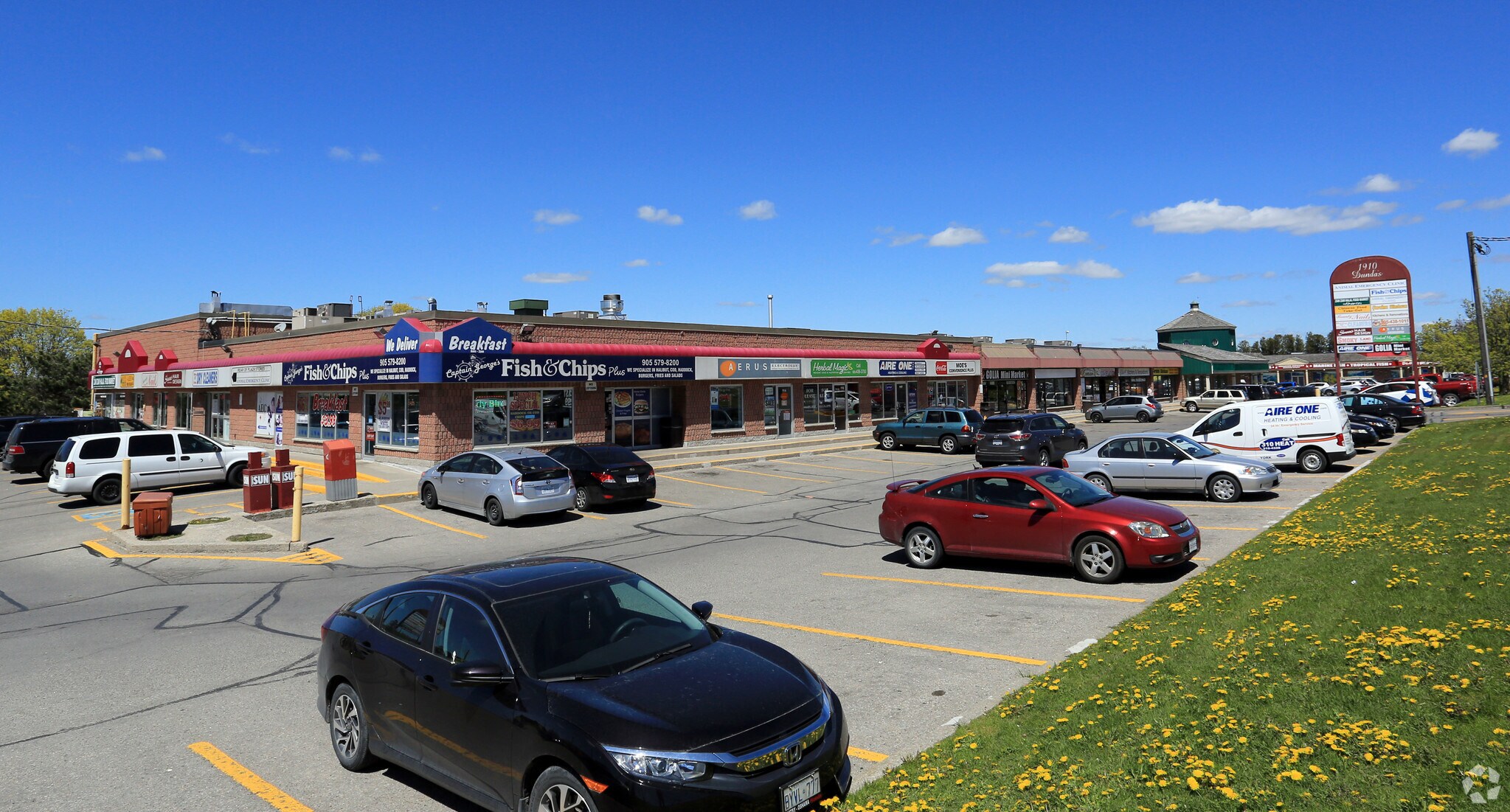 1910 Dundas St E, Whitby, ON à vendre Photo principale- Image 1 de 1