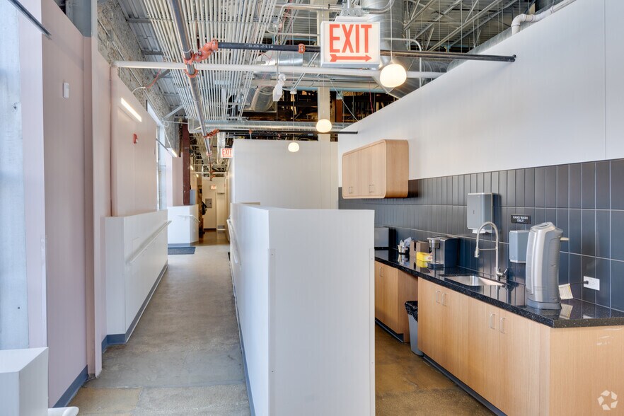 850 W Superior St, Chicago, IL à louer - Photo intérieure - Image 3 de 15