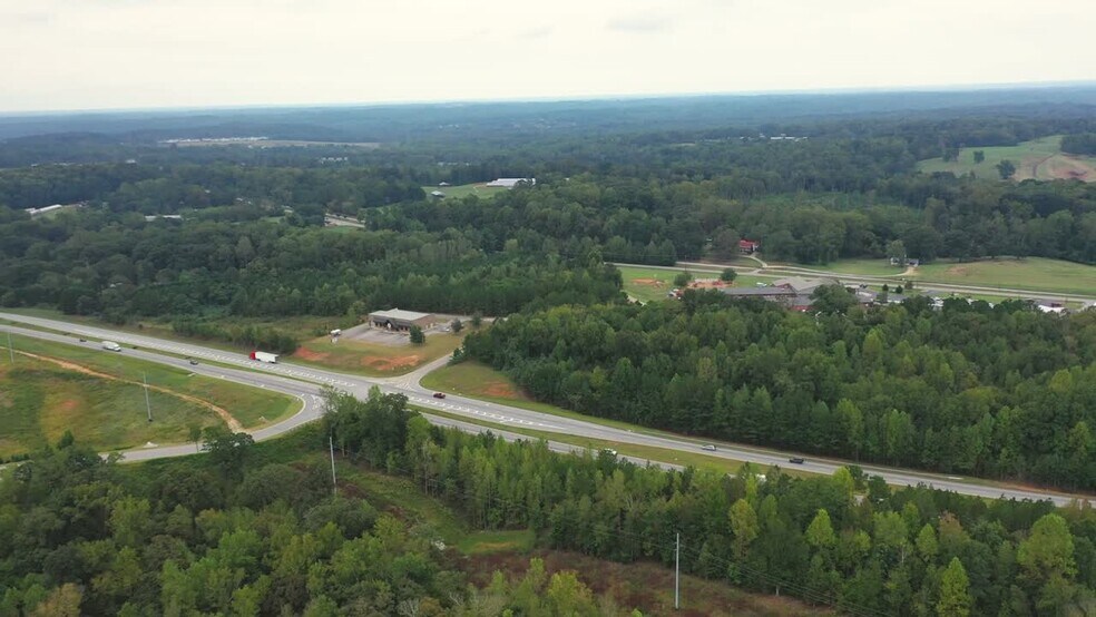 100 Point Dr, Talmo, GA à vendre - Vidéo sur l’inscription commerciale - Image 2 de 14