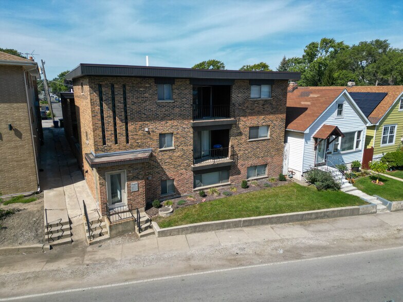 12510 Vincennes Rd, Blue Island, IL à vendre - Photo du bâtiment - Image 2 de 8