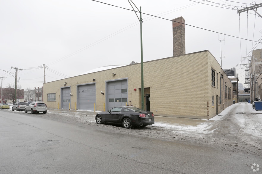 113 N Elizabeth St, Chicago, IL for lease - Primary Photo - Image 1 of 11