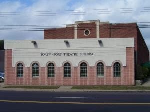 920 Wyoming Ave, Forty Fort, PA for lease - Building Photo - Image 2 of 8