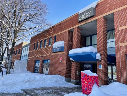 303 Boul Pierre-Bertrand, Québec, QC for lease Primary Photo- Image 1 of 6