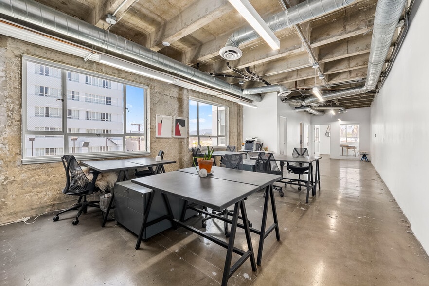 6363 Wilshire Blvd, Los Angeles, CA à louer - Photo intérieure - Image 2 de 17