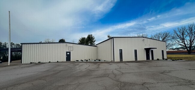 Plus de détails pour 585 Old Georgia Rd, Moore, SC - Industriel à louer