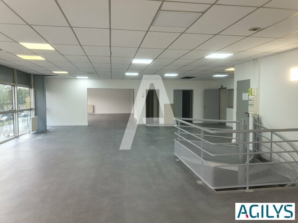 Office in Champigny-sur-Marne for sale Interior Photo- Image 1 of 21