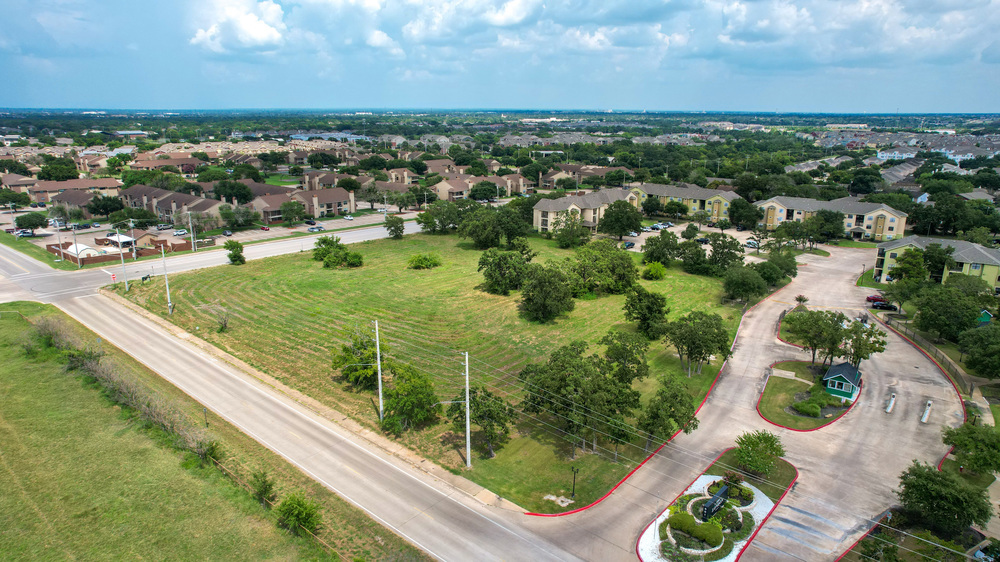 501 Luther St W, College Station, TX à vendre Photo du bâtiment- Image 1 de 1