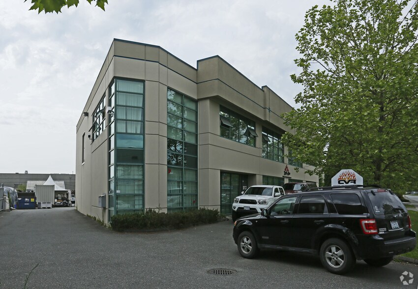 20145 Stewart Cres, Maple Ridge, BC à louer - Photo du bâtiment - Image 3 de 10