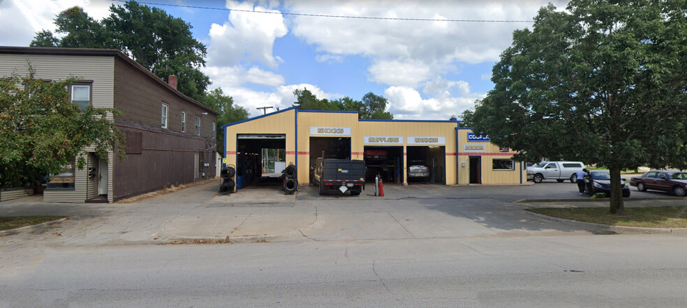 2222 S Michigan St, South Bend, IN à vendre - Photo du bâtiment - Image 1 de 1