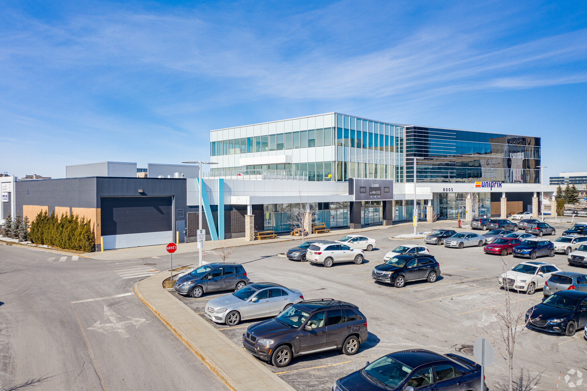 8005 Boul Du Quartier, Brossard, QC for lease Primary Photo- Image 1 of 6