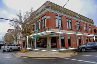 179-195 Commercial St NE, Salem, OR à louer Photo du bâtiment- Image 1 de 1