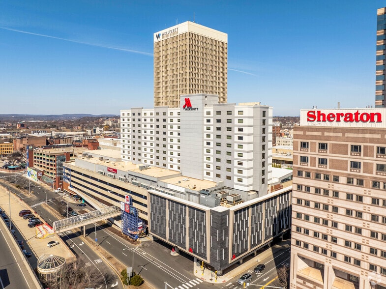 1500 Main St, Springfield, MA for lease - Building Photo - Image 1 of 10