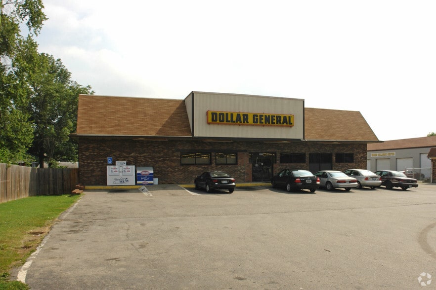 2625 Rockford Ln, Louisville, KY for sale - Building Photo - Image 3 of 4