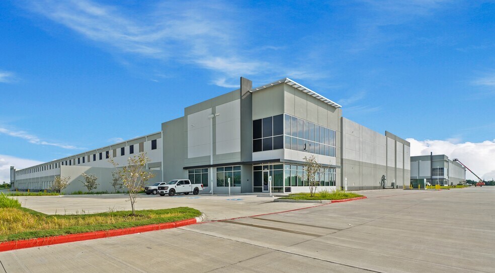 FM 565 & Kilgore Pky, Baytown, TX à louer - Photo du bâtiment - Image 1 de 4