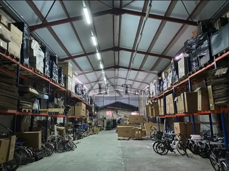 Industrial in Bagnolet for sale Interior Photo- Image 1 of 6