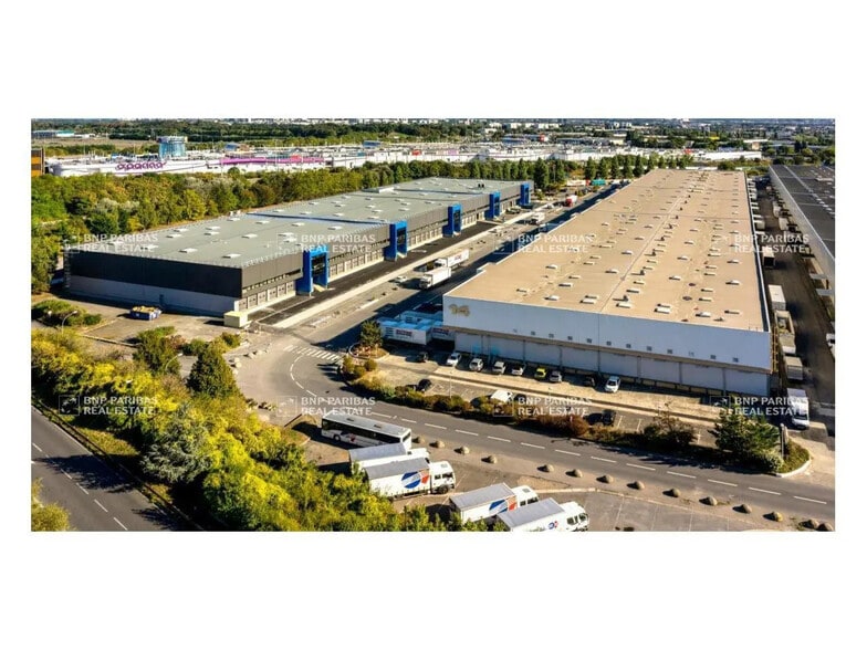 Flex in Aulnay-sous-Bois for lease - Building Photo - Image 1 of 3