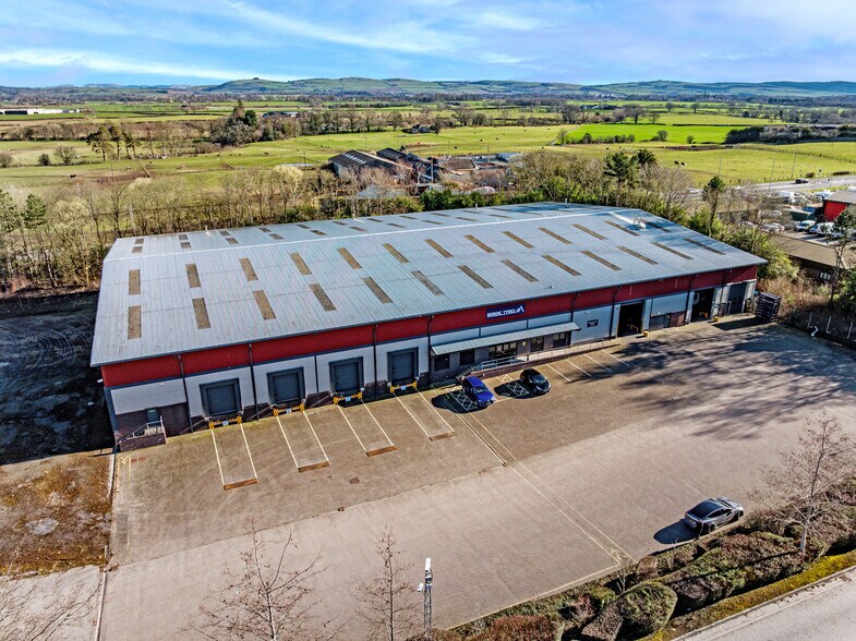 Irongray Rd, Dumfries à vendre - Photo du bâtiment - Image 1 de 4