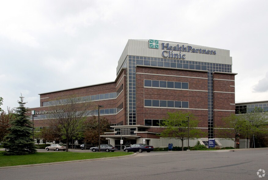 2220 Riverside Ave, Minneapolis, MN à vendre - Photo du bâtiment - Image 2 de 5