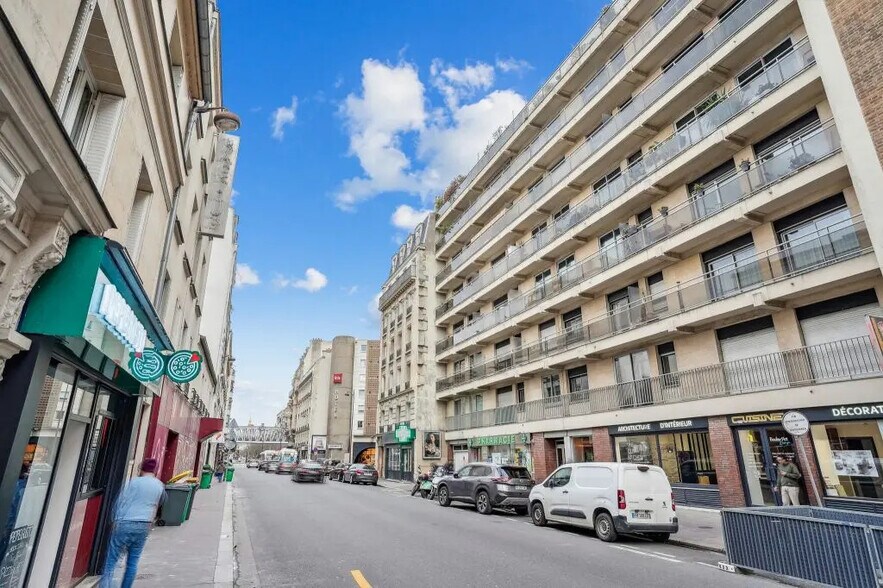 17 Rue De La Croix Nivert, Paris à louer - Photo du bâtiment - Image 1 de 9