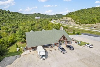 103 Brookside, Saddlebrooke, MO - AÉRIEN  Vue de la carte - Image1