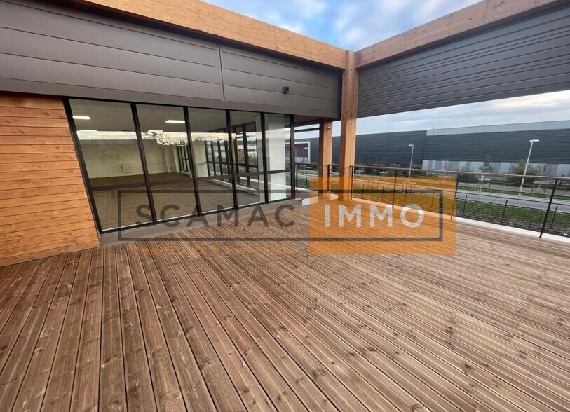 Industrial in Collégien for lease - Building Photo - Image 3 of 8