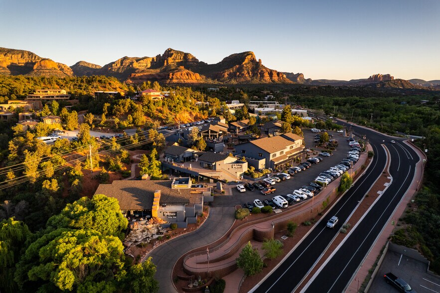 671 Highway 179, Sedona, AZ à louer - Photo du b timent - Image 3 de 14