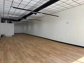 313 E Main St, Johnson City, TN for lease Interior Photo- Image 2 of 5