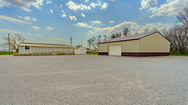 More details for 608 Kenton, Reynolds, IN - Industrial for Sale