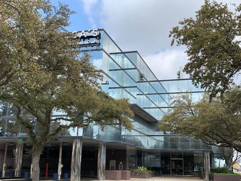 10501 N Central Expy, Dallas, TX à louer - Photo principale - Image 1 de 4