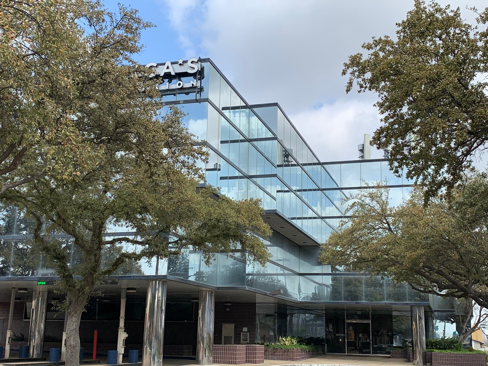 10501 N Central Expy, Dallas, TX à louer Photo principale- Image 1 de 5