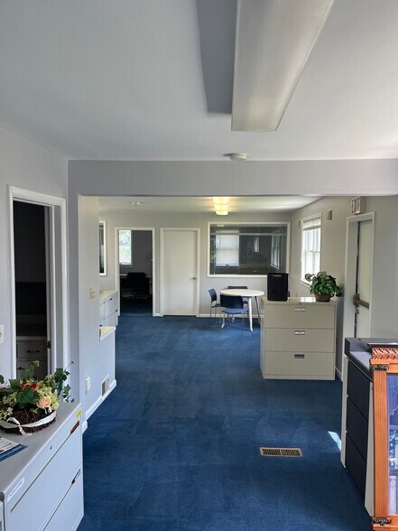 526 S Transit St, Lockport, NY à louer - Photo intérieure - Image 3 de 4