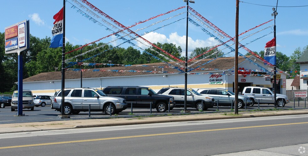 2492 Youngstown Rd SE, Warren, OH à louer - Photo du bâtiment - Image 3 de 17