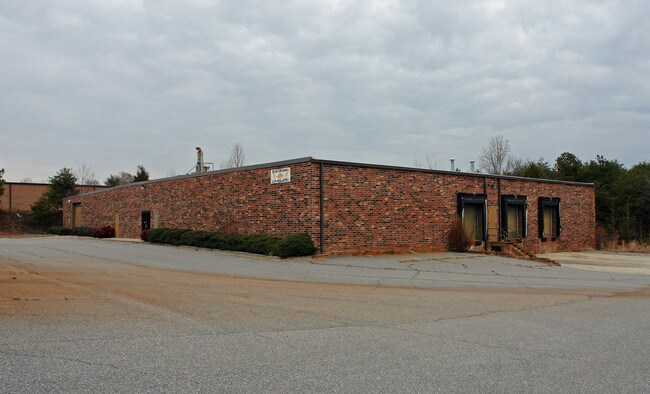 More details for 2656 Heart Dr, Claremont, NC - Industrial for Lease