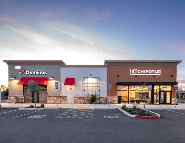 Plus de détails pour 325 Oro Dam Blvd, Oroville, CA - Commerce de détail à vendre