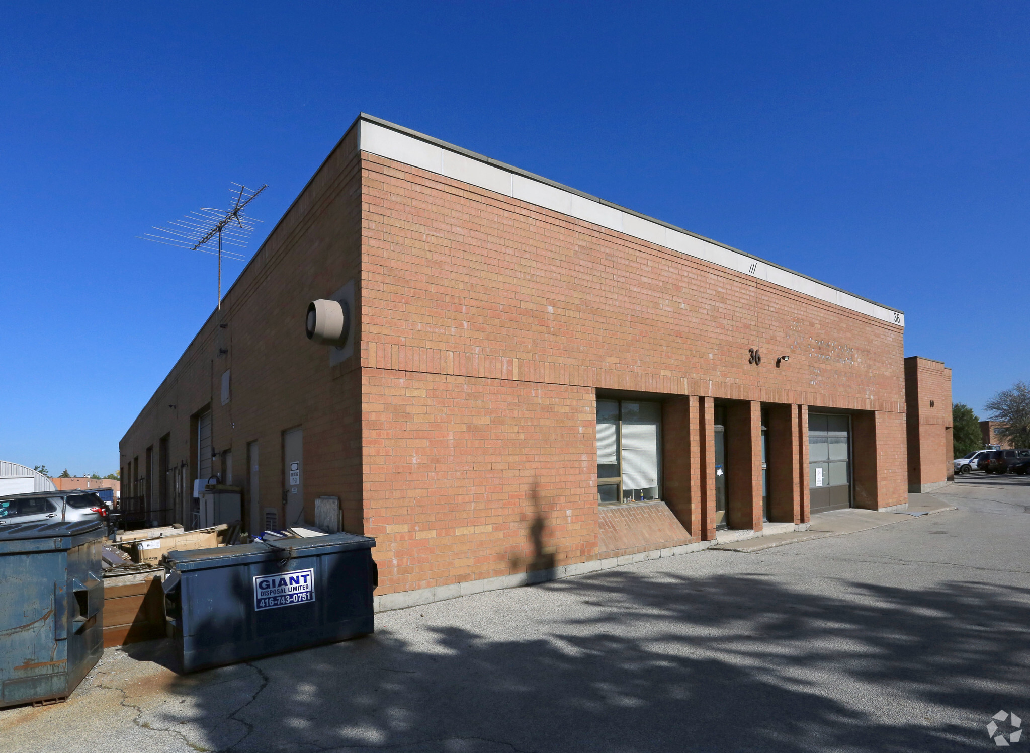 60 Basaltic Rd, Concord, ON à vendre Photo principale- Image 1 de 1