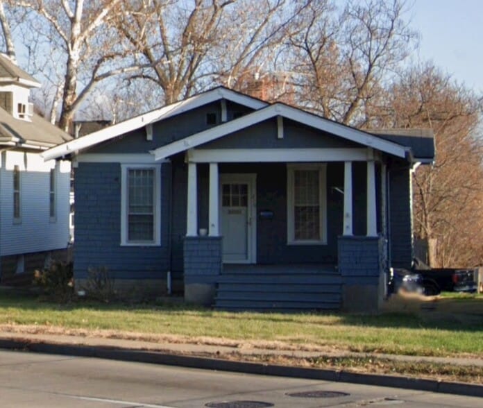 210 S Kingshighway St, Saint Charles, MO à vendre - Photo principale - Image 1 de 1