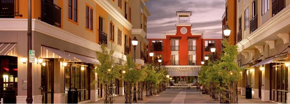 151 Petaluma Blvd S, Petaluma, CA à louer - Photo du bâtiment - Image 3 de 47