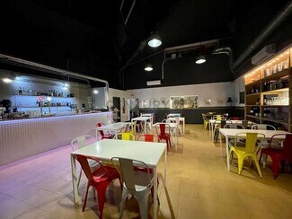 Plus de détails pour Commerce de détail à louer