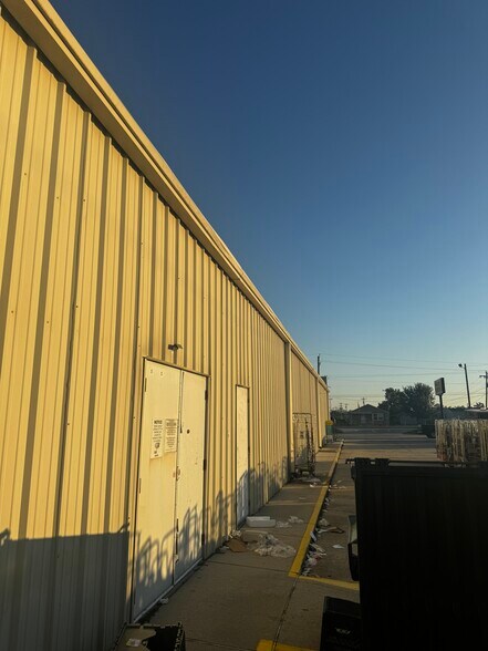 1915 Bayou Blue Rd, Houma, LA à vendre - Photo du bâtiment - Image 3 de 5