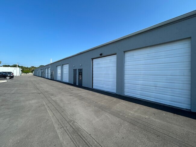More details for 1661 N Dixie Hwy, Pompano Beach, FL - Industrial for Lease