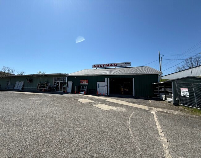 More details for 534 Virginia Ave, Fairmont, WV - Retail for Sale