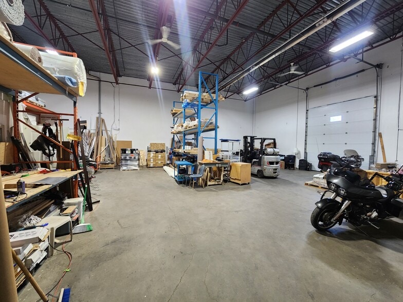 2714 Highway 97 N, Kelowna, BC for lease - Building Photo - Image 3 of 8