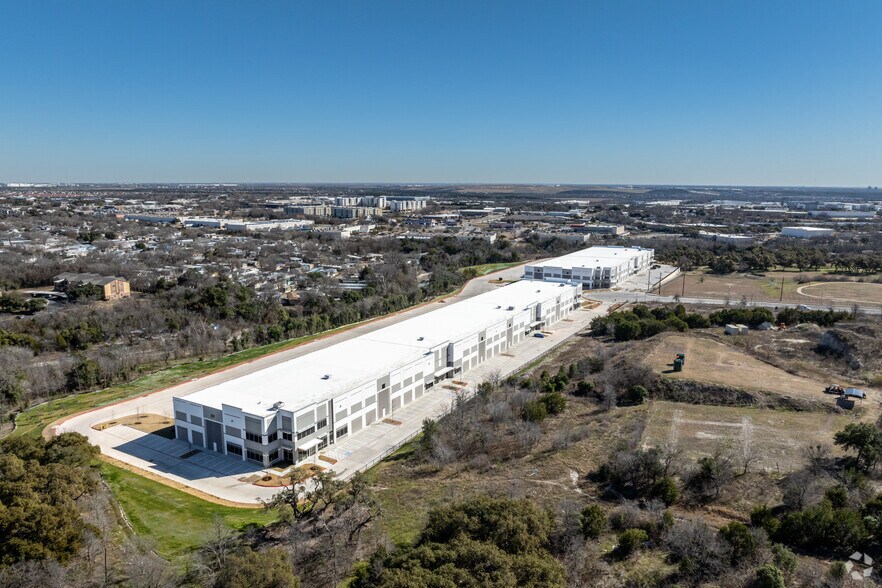 8522 Connor Lane Bldg B, Austin, TX à louer - Photo du bâtiment - Image 2 de 21
