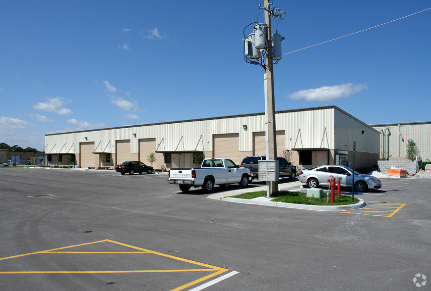 2578 Clark St, Apopka, FL for lease - Building Photo - Image 2 of 7