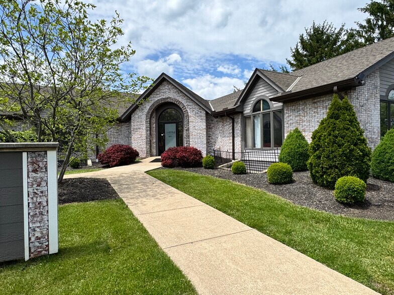 3500 Snouffer Rd, Columbus, OH à louer - Photo du bâtiment - Image 2 de 3