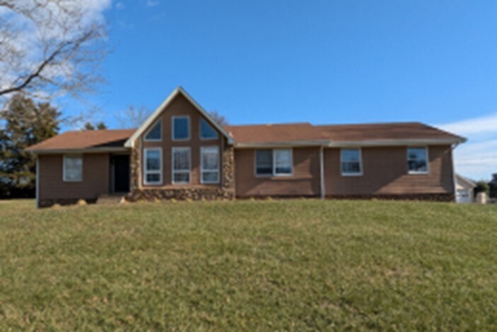 4087 Lowry Rd, Lowry, VA à vendre - Photo du bâtiment - Image 2 de 7