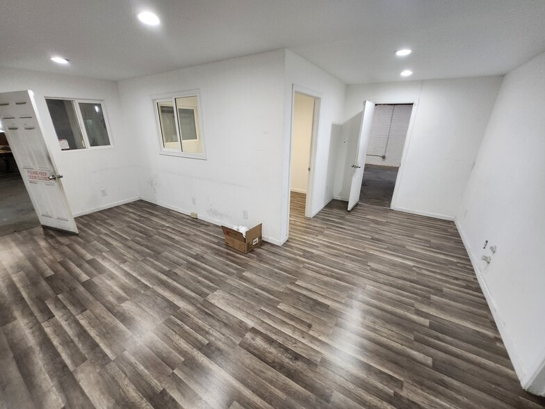 14404 Gramercy Pl, Gardena, CA for lease - Building Photo - Image 3 of 14